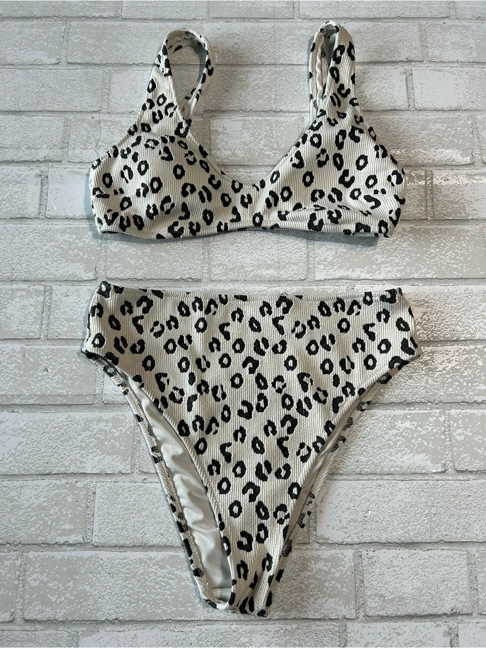 aerie Cream and Black Leopard Print Ribbed Bikini Set Pool or Beach Size Medium